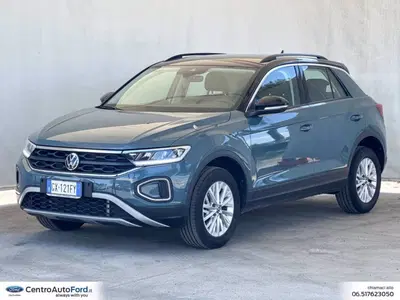 Volkswagen T-Roc 2.0 tdi Life 150cv dsg del 2024 usata a Albano Laziale