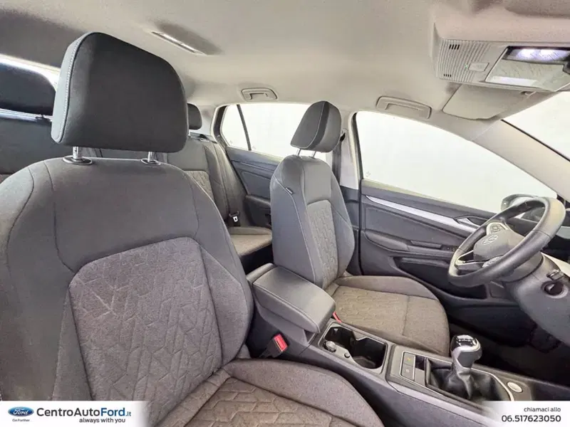 Volkswagen Golf usata a Roma (7)
