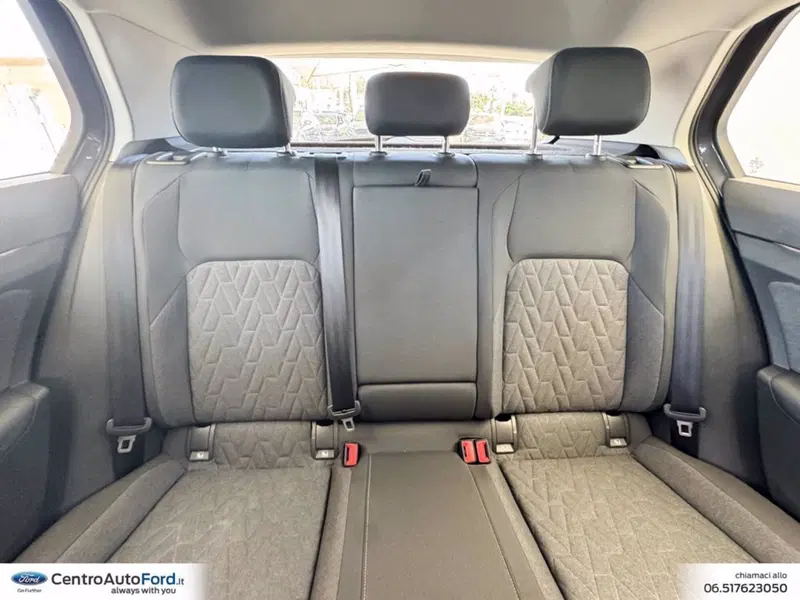 Volkswagen Golf usata a Roma (9)
