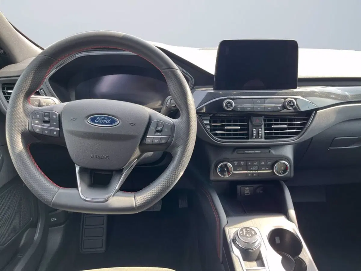 Ford Kuga usata a Milano (11)