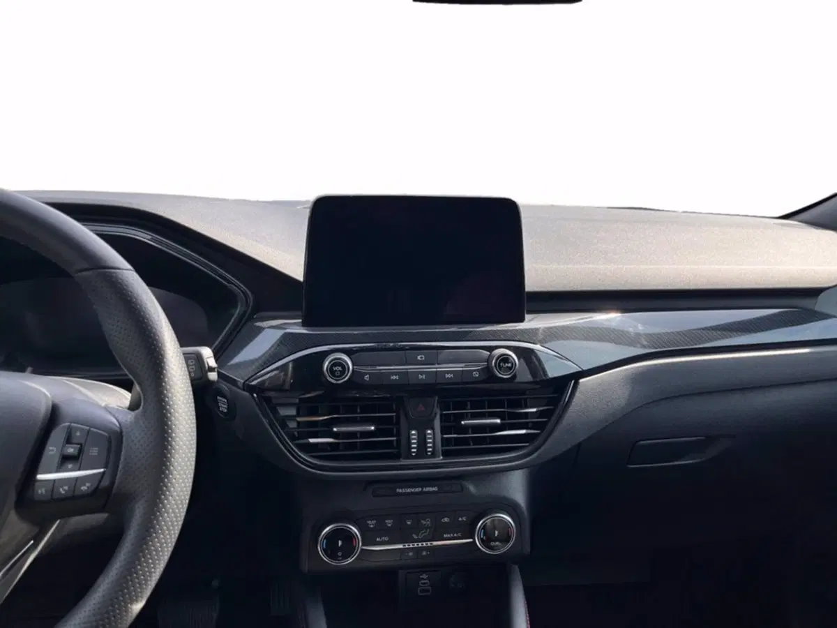 Ford Kuga usata a Milano (14)