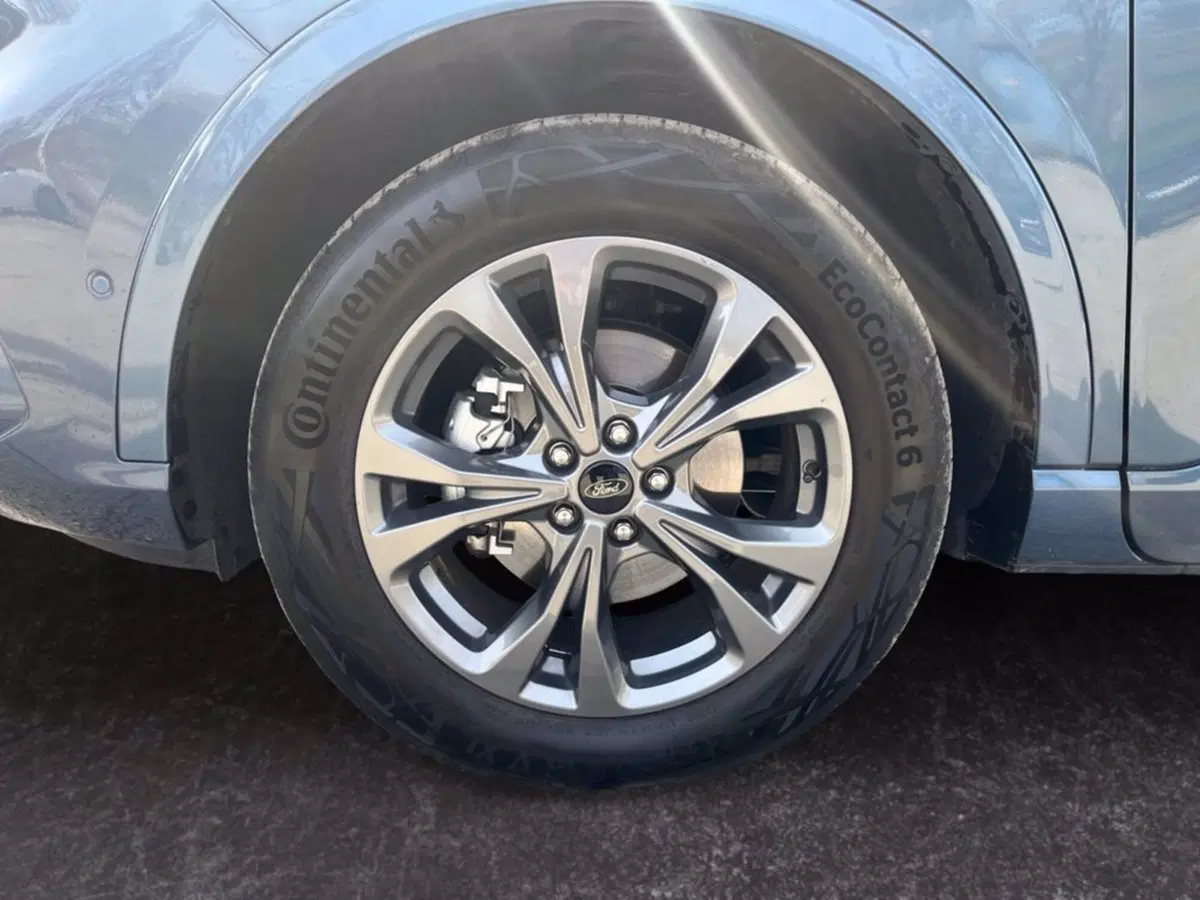 Ford Kuga usata a Milano (9)