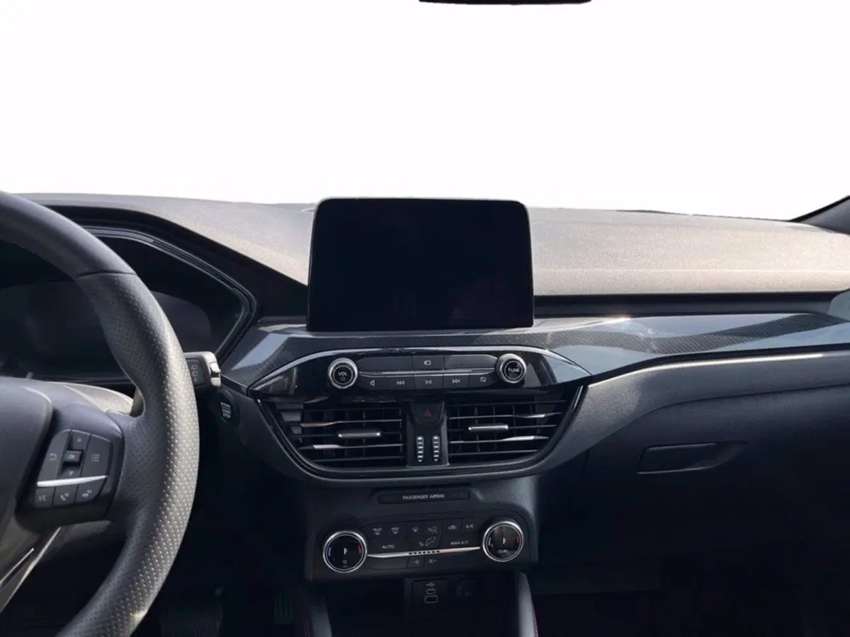 Ford Kuga usata a Milano (14)