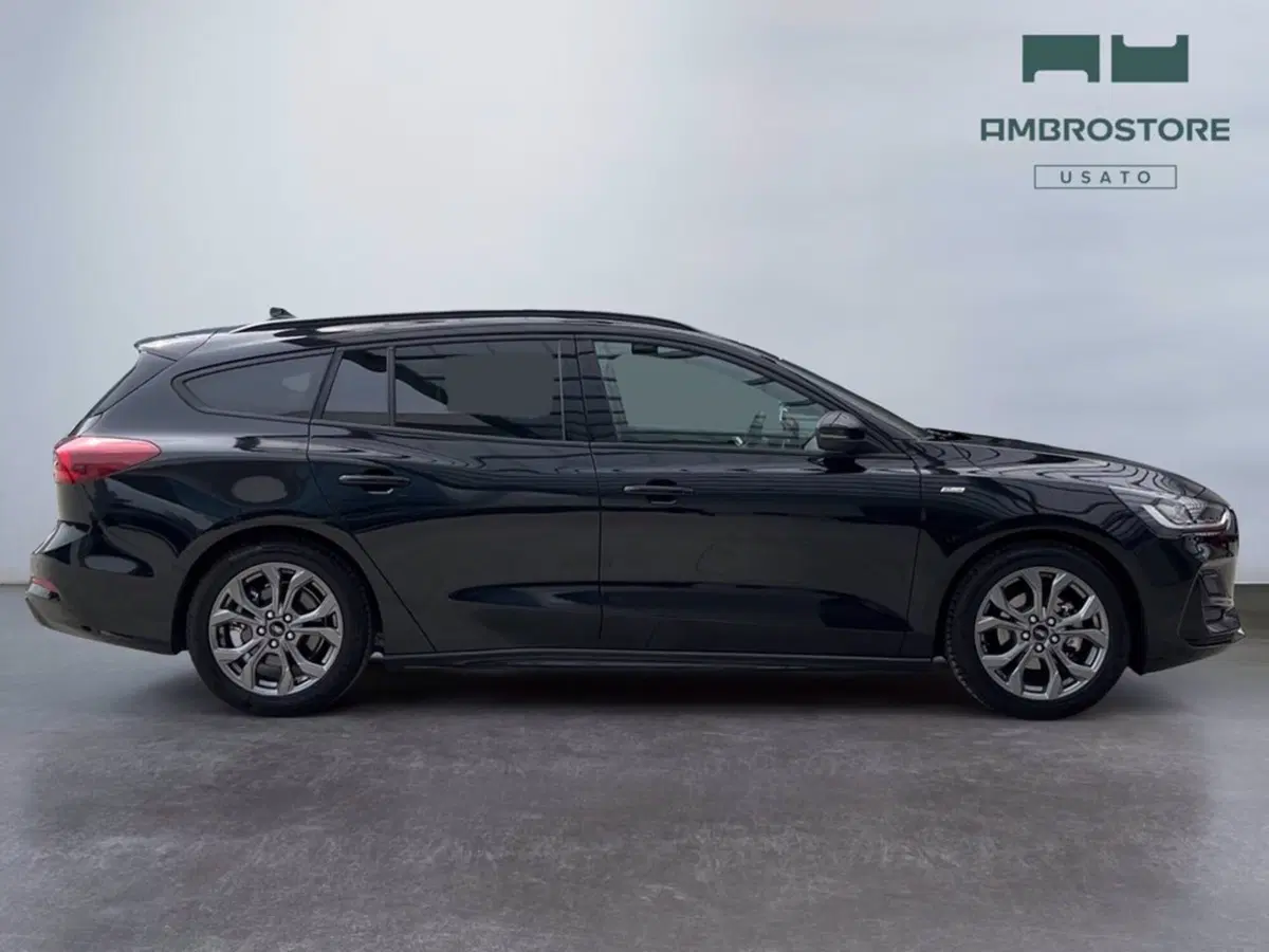 Ford Focus Station Wagon usata a Milano (6)
