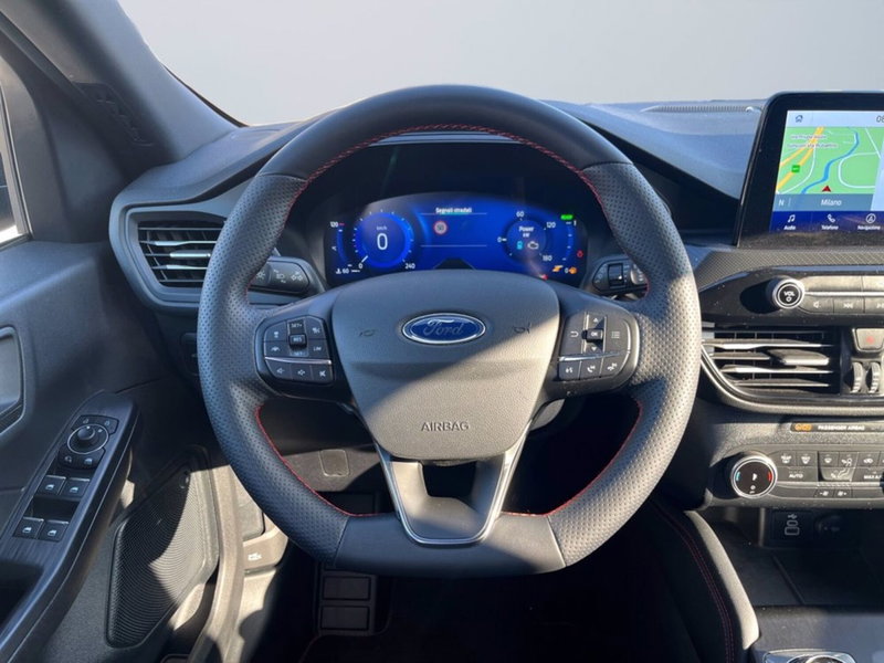 Ford Kuga usata a Milano (13)
