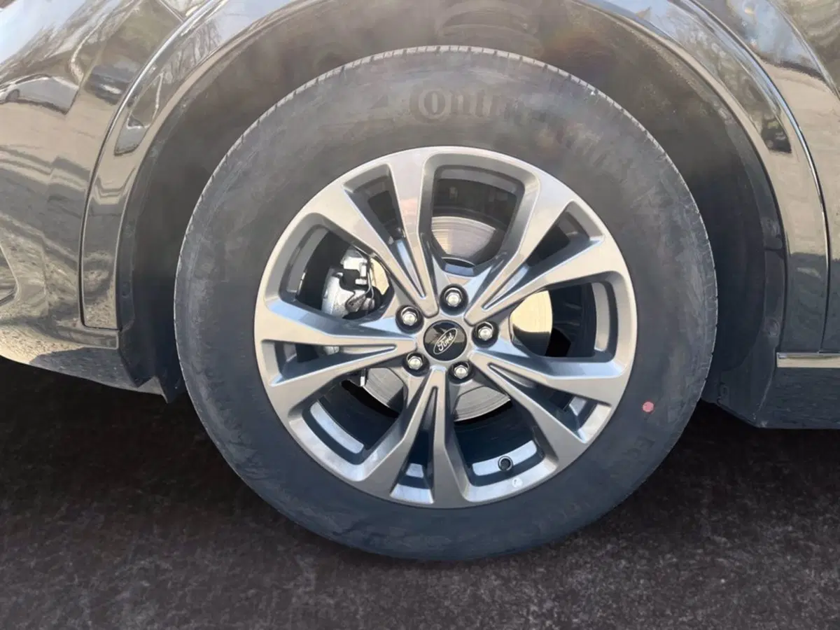 Ford Kuga usata a Milano (10)