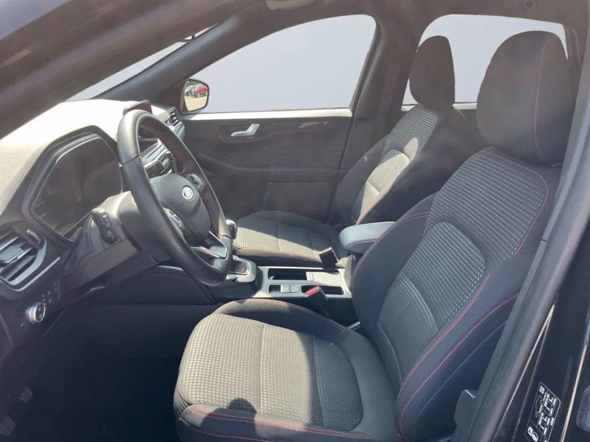 Ford Kuga usata a Milano (11)