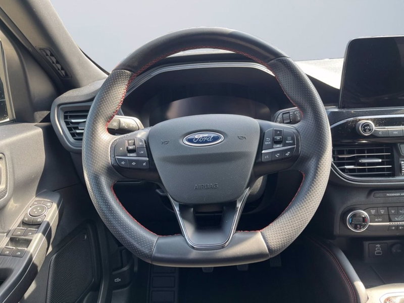 Ford Kuga usata a Milano (14)