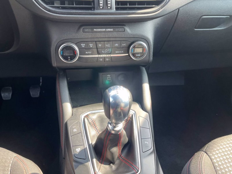 Ford Kuga usata a Milano (17)