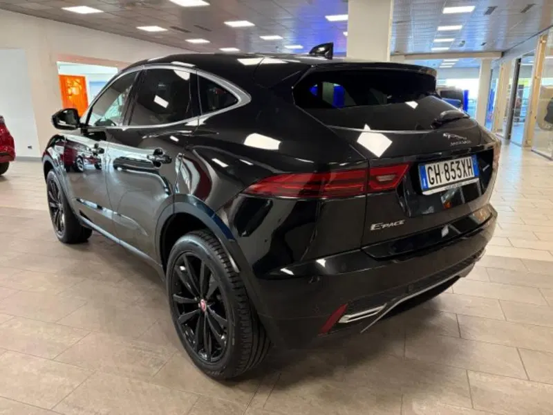 Jaguar E-Pace usata a Cuneo (5)
