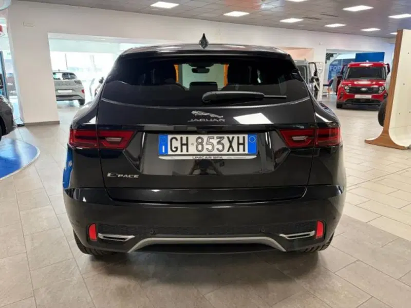 Jaguar E-Pace usata a Cuneo (6)
