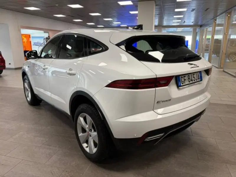 Jaguar E-Pace usata a Cuneo (5)