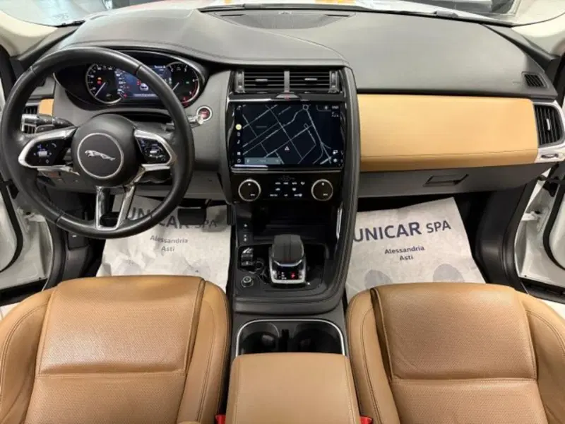 Jaguar E-Pace usata a Cuneo (8)