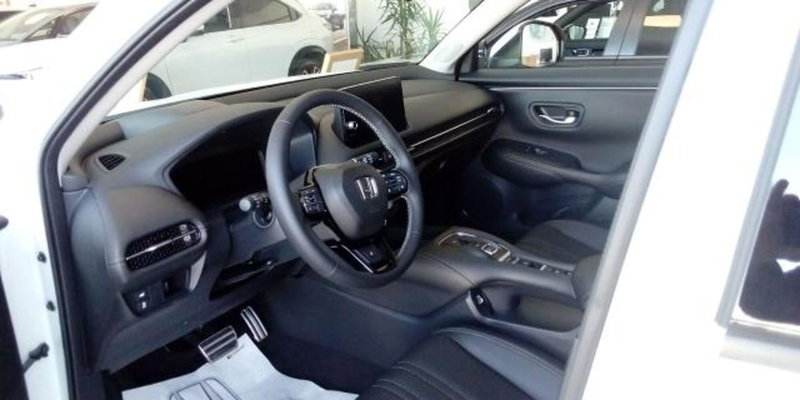 Honda ZR-V nuova a Udine (7)