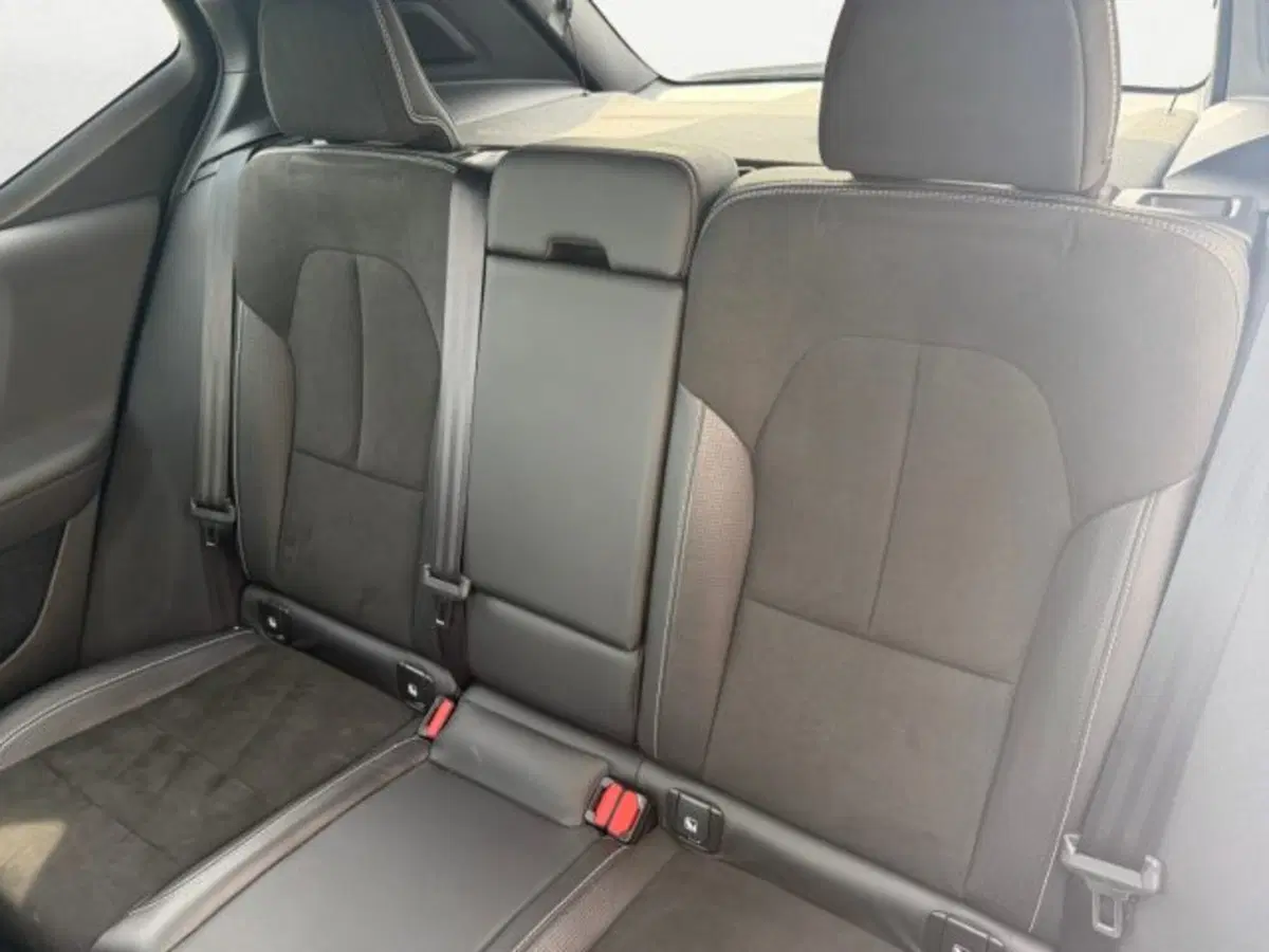 Volvo XC40 usata a Treviso (14)
