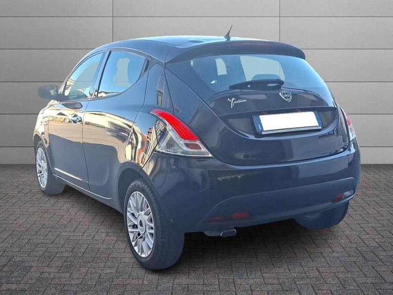 Lancia Ypsilon usata a Torino (2)