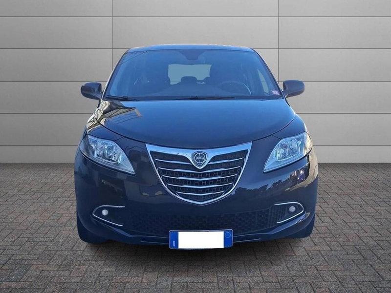 Lancia Ypsilon usata a Torino (3)