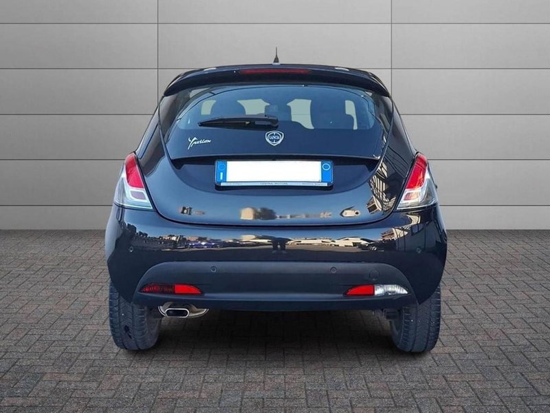 Lancia Ypsilon usata a Torino (4)