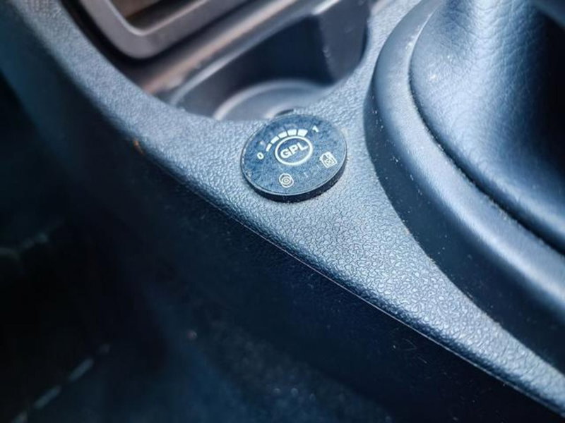 Dacia Duster usata a Pisa (4)