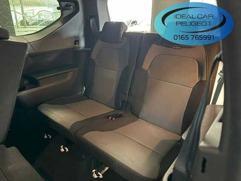 Dacia Jogger usata a Aosta (10)