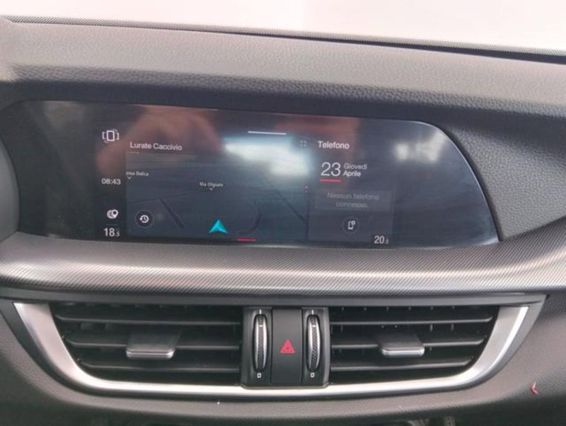 Alfa Romeo Stelvio usata a Como (16)