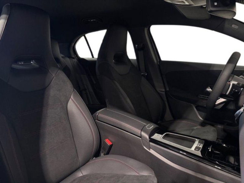Mercedes-Benz Classe A nuova a Bologna (16)