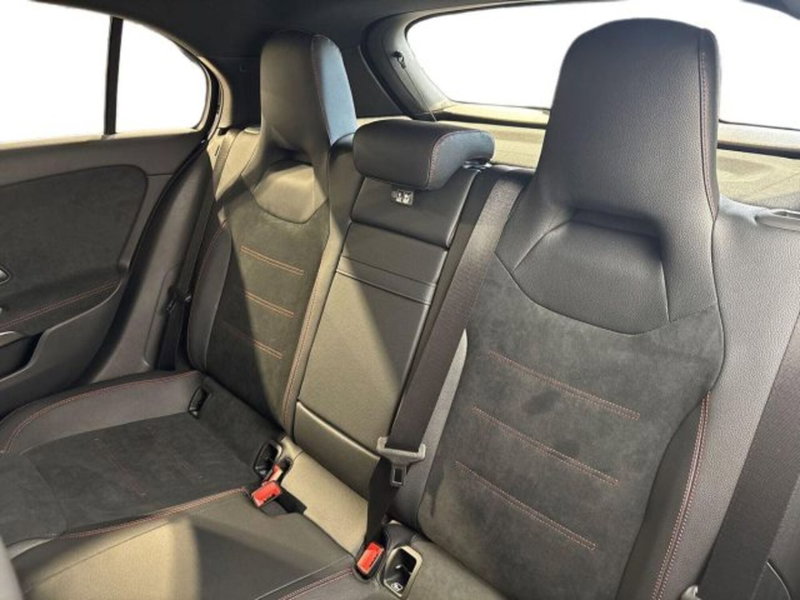 Mercedes-Benz Classe A nuova a Bologna (9)