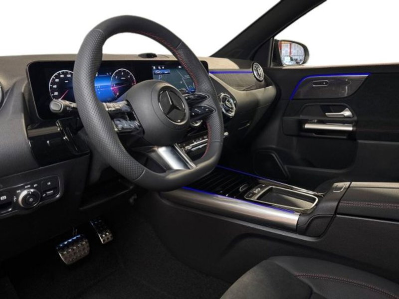 Mercedes-Benz GLA SUV nuova a Bologna (11)