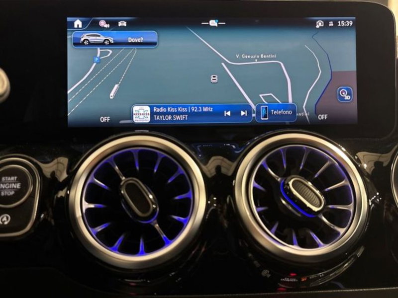 Mercedes-Benz GLA SUV nuova a Bologna (17)