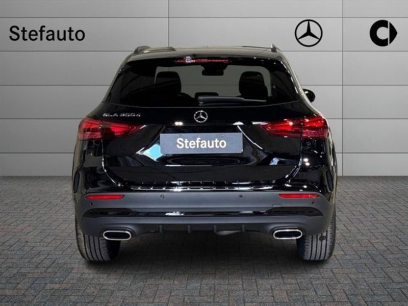 Mercedes-Benz GLA SUV nuova a Bologna (6)