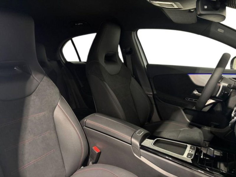 Mercedes-Benz Classe A nuova a Bologna (16)