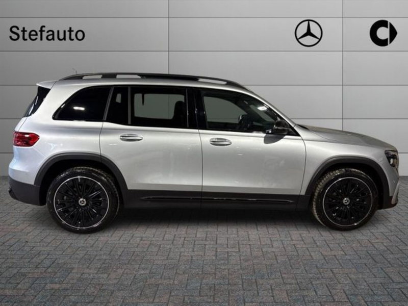 Mercedes-Benz GLB nuova a Bologna (2)