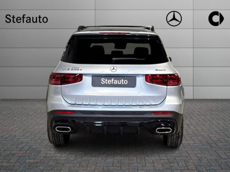 Mercedes-Benz GLB nuova a Bologna (6)