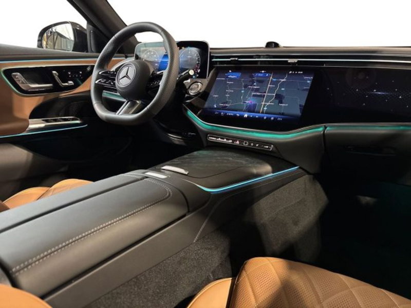 Mercedes-Benz Classe E nuova a Bologna (15)