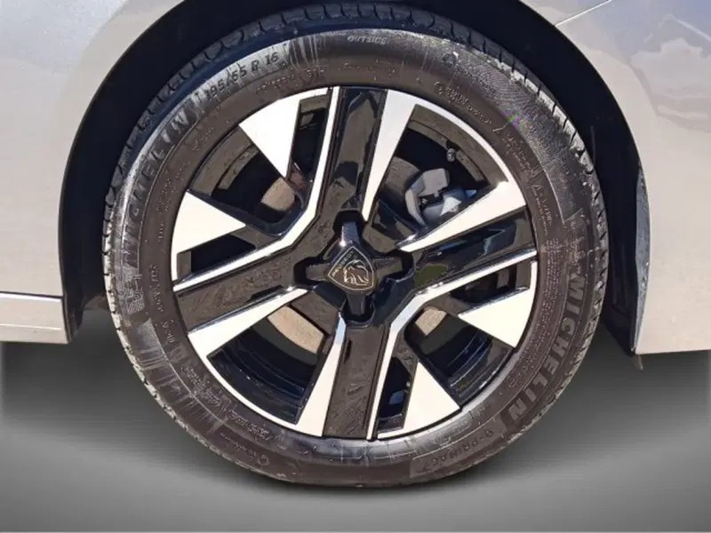 Peugeot 208 usata a Frosinone (7)