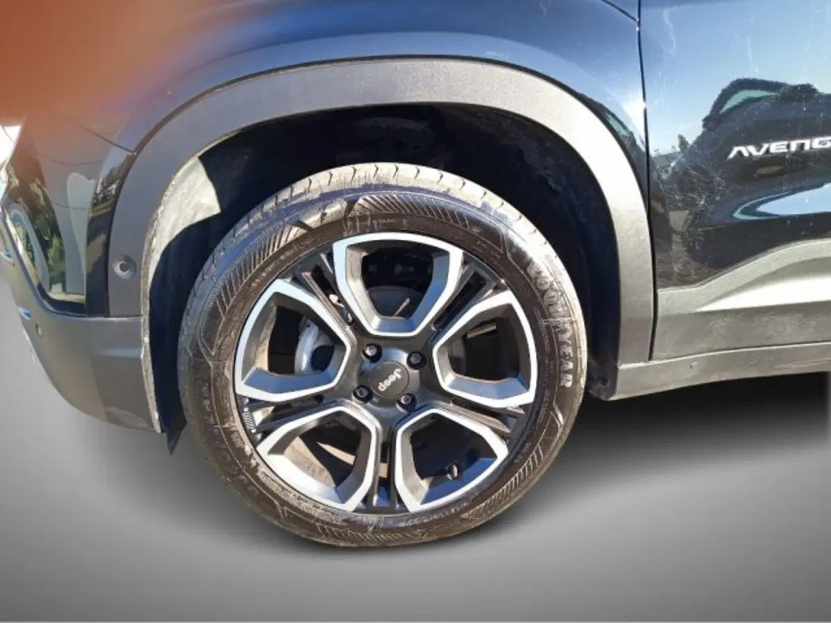 Jeep Avenger usata a Frosinone (14)