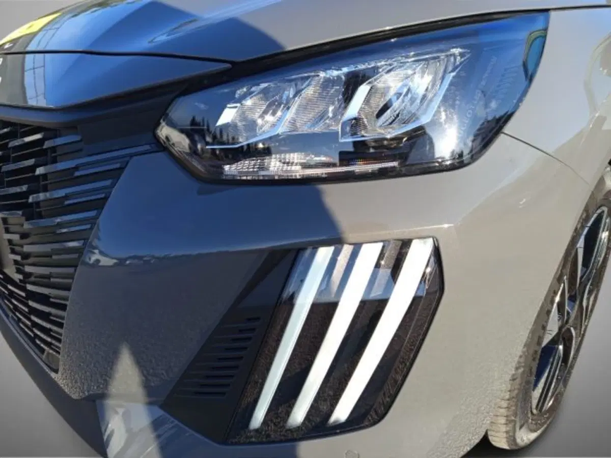 Peugeot 208 usata a Frosinone (12)