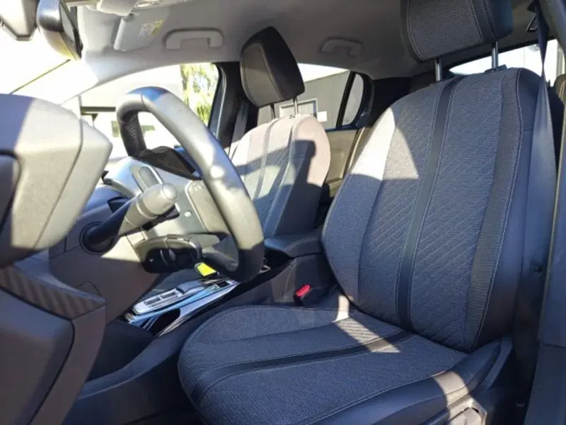 Peugeot 208 usata a Frosinone (9)