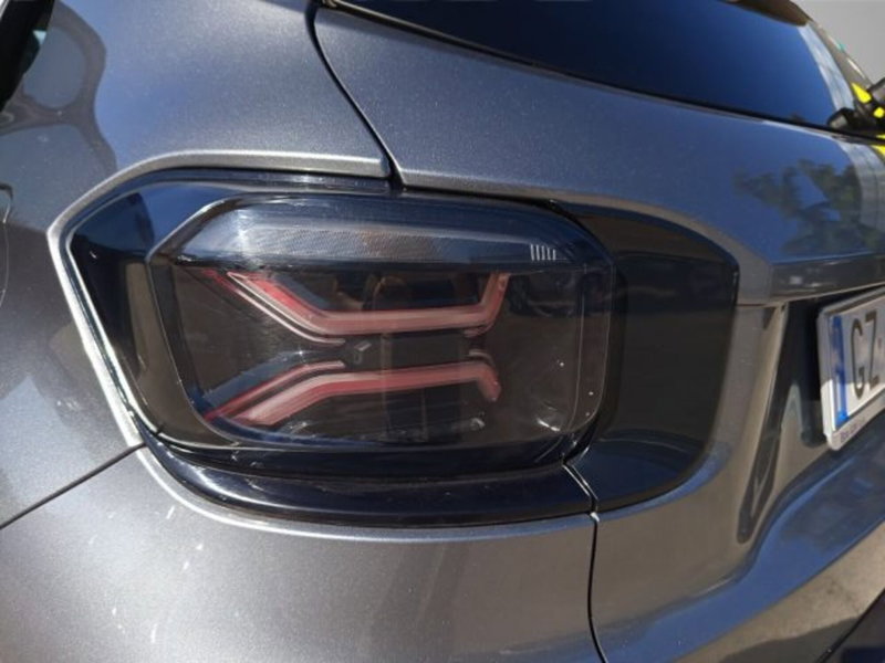 Jeep Avenger usata a Frosinone (16)