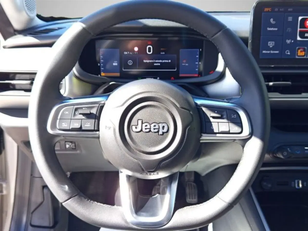 Jeep Avenger usata a Frosinone (9)