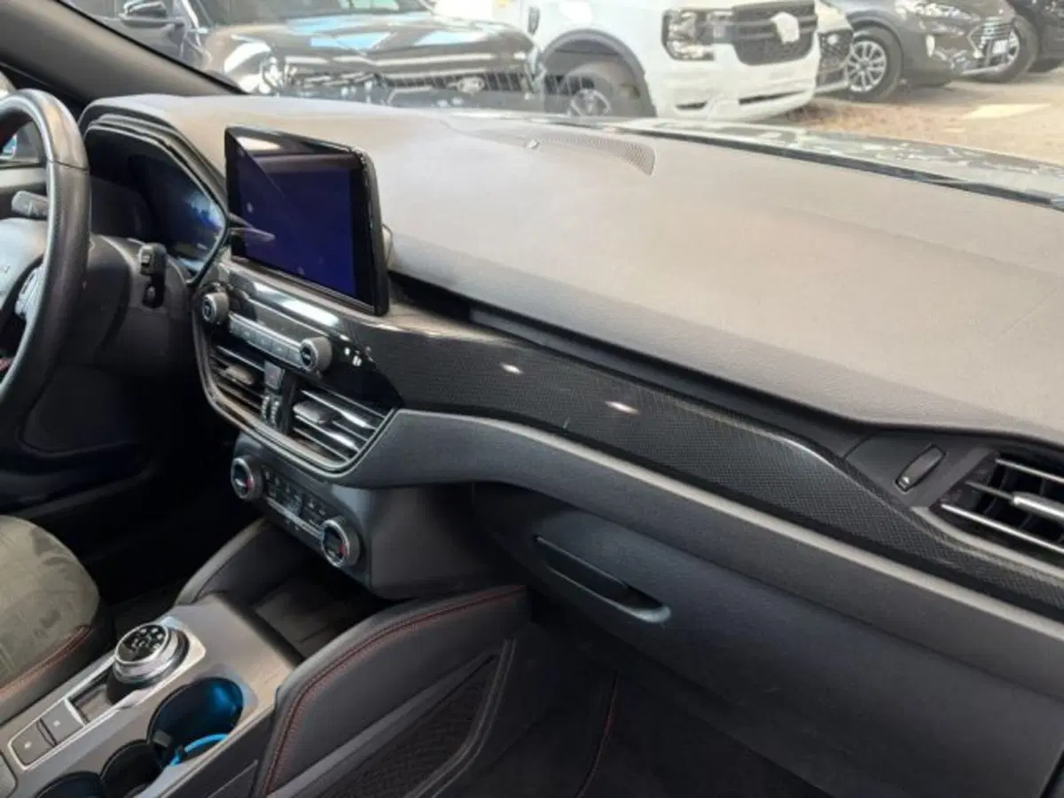Ford Kuga usata a Lodi (8)