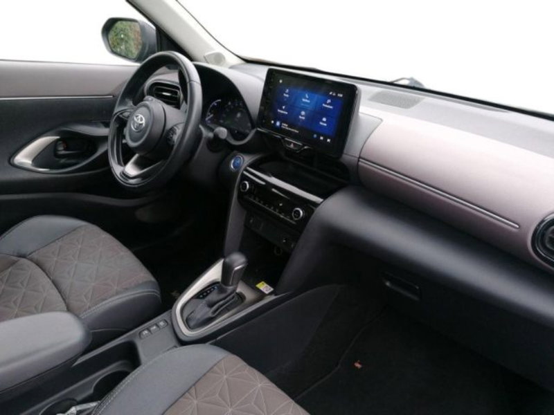 Toyota Yaris Cross usata a Roma (14)