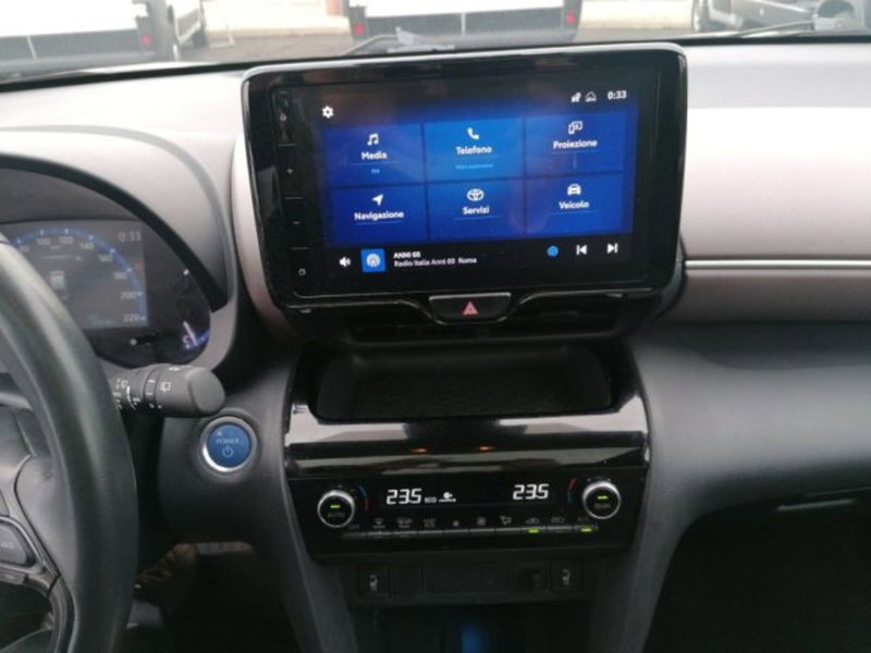Toyota Yaris Cross usata a Roma (9)