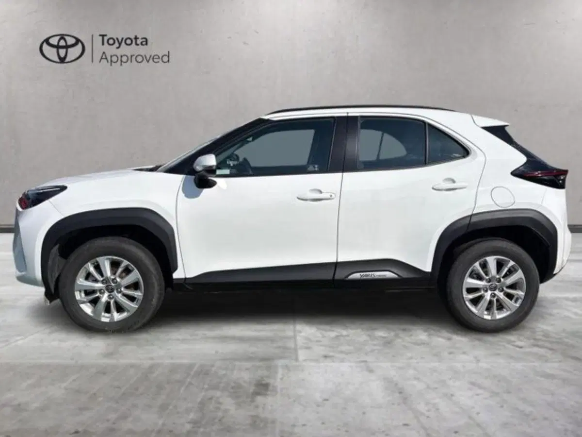 Toyota Yaris Cross usata a Roma (3)