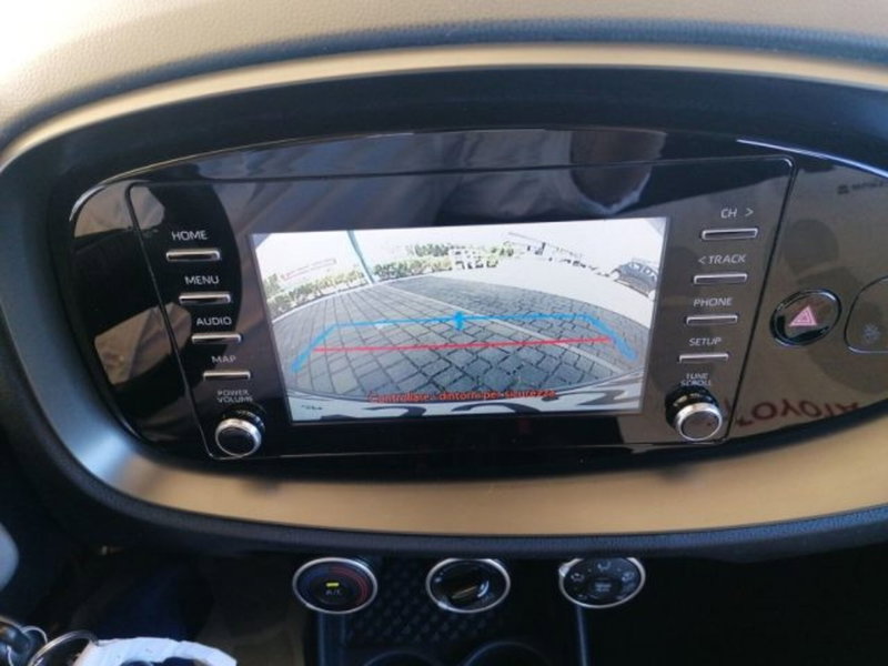 Toyota Aygo X usata a Roma (14)