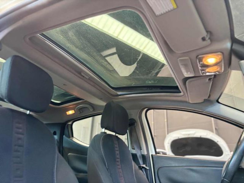 Lancia Ypsilon usata a Pesaro-Urbino (4)
