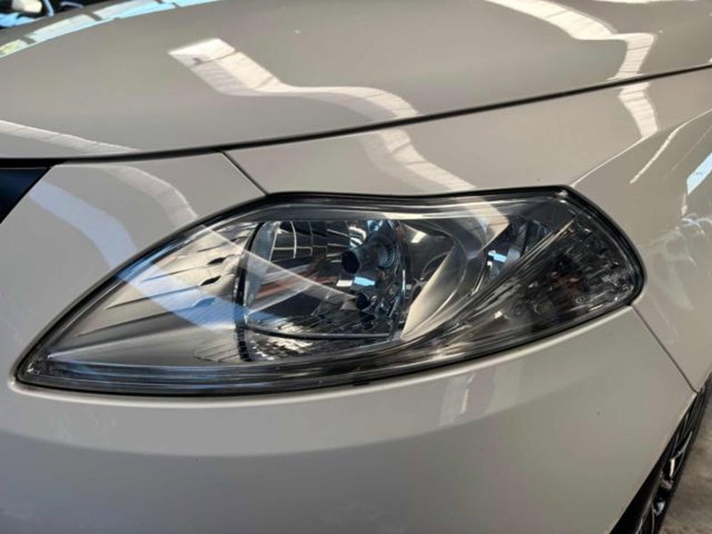 Lancia Ypsilon usata a Pesaro-Urbino (9)