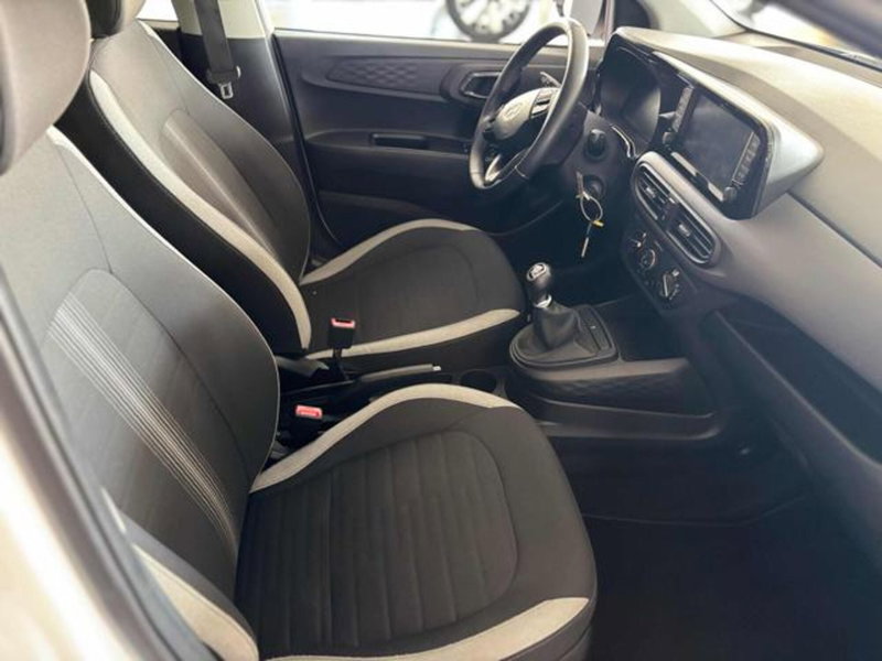 Hyundai i10 usata a Pesaro-Urbino (6)