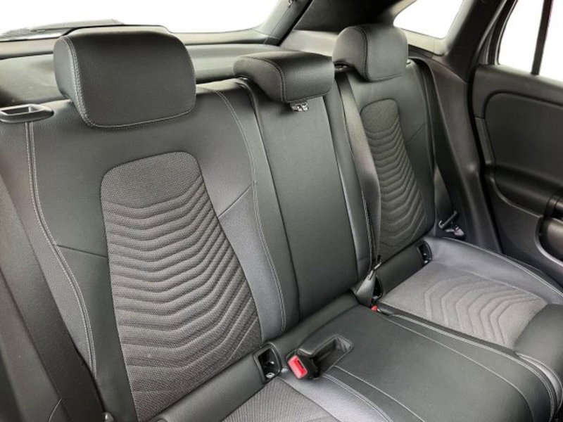 Mercedes-Benz GLA SUV usata a Verona (15)