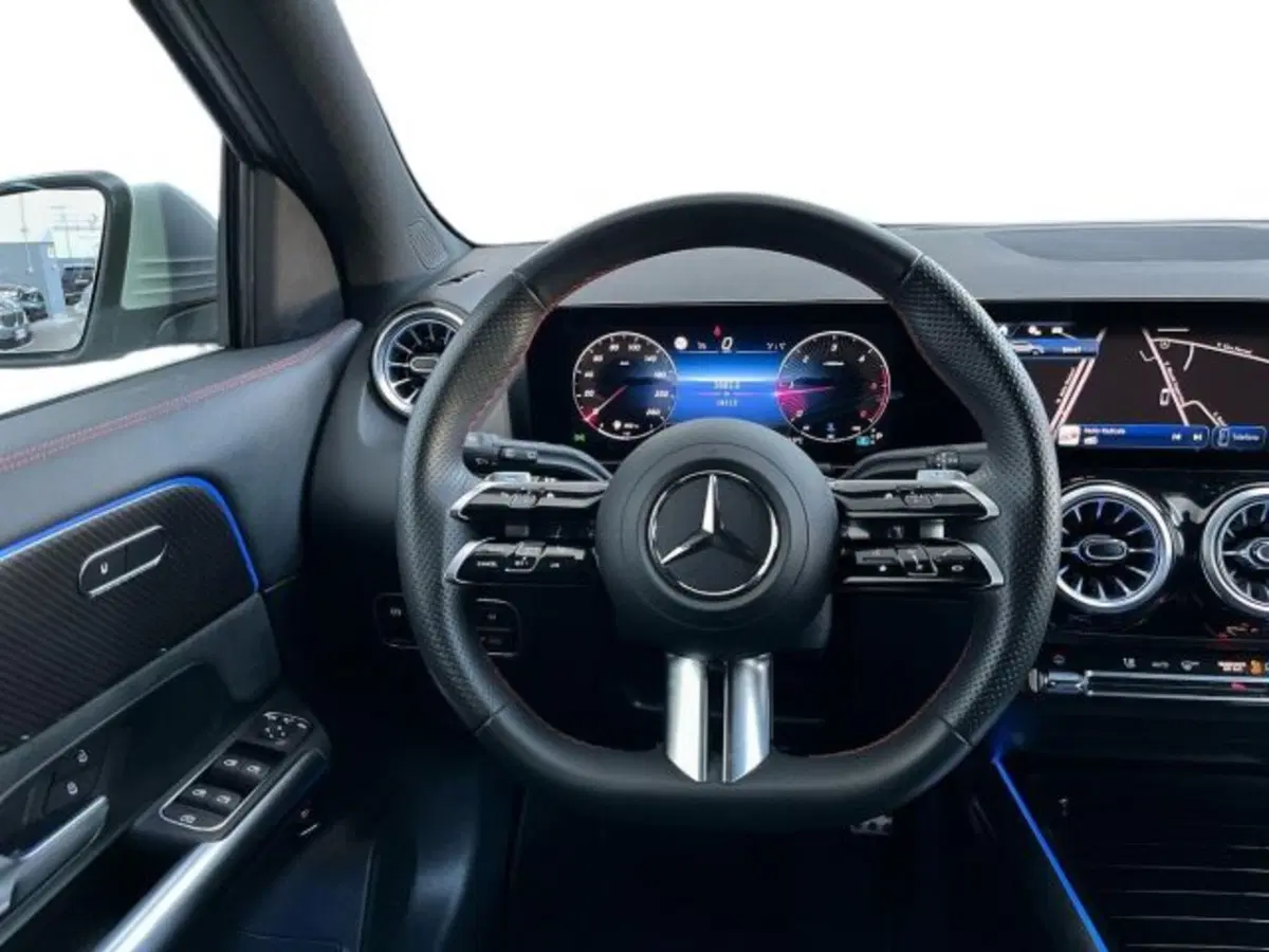 Mercedes-Benz GLA SUV usata a Verona (11)